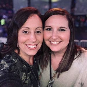 Meet your Posher, Leslie